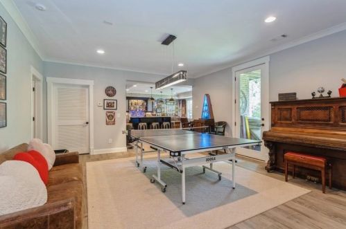 4110 Chippewa Pl, Atlanta GA  30319-1524 exterior