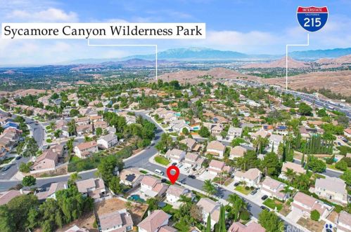 1527 Prestwick Dr, Riverside CA  92507-8448 exterior