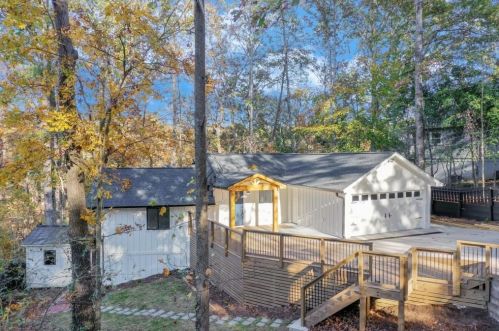 3584 Ridge Dr, Gainesville, GA 30501-9606
