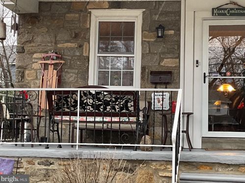 909 Providence Rd, Media, PA 19063-1448