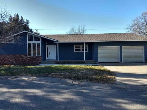 321 Wills Ln, Halstead, KS 67056-2026