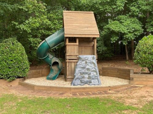 741 Lynn Milam Ln, Conyers GA  30094-4108 exterior