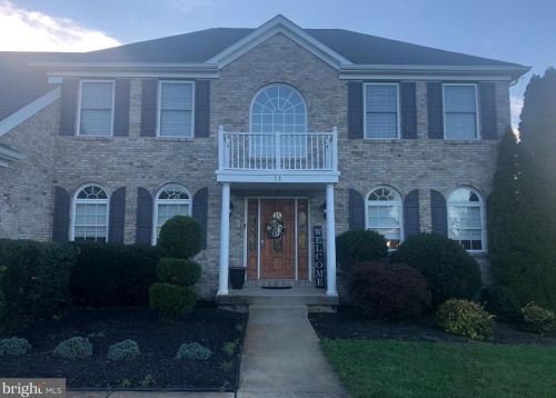 11 Bradford Ln, Auburn, NJ 08085-3136