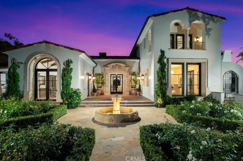 20 Black Falcon, Irvine CA  92603-0420 exterior