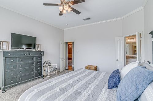 7308 Spring Oak Dr, North Richland Hills TX  76182-3708 exterior