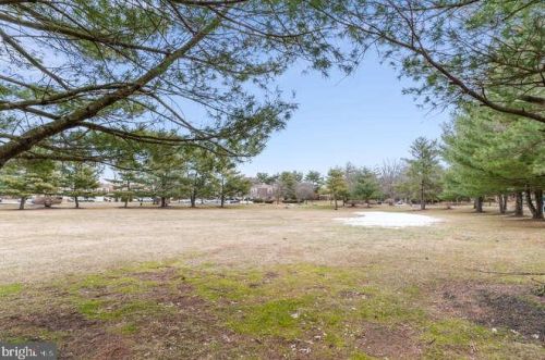 814 Silver Ct, Trenton NJ 08690-3531 exterior