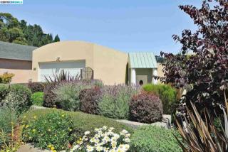 7112 Marlborough Ter, Berkeley, CA 94705-1737