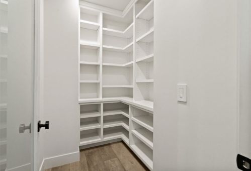 1575 Grant Rd, Los Altos CA  94024-6149 exterior