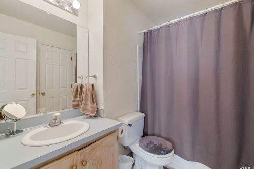 60 200, Wellsville UT 84339-9703 exterior