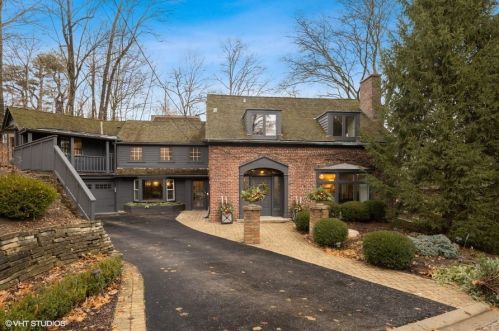 717 Park Ave, Northfield, IL 60093-2315