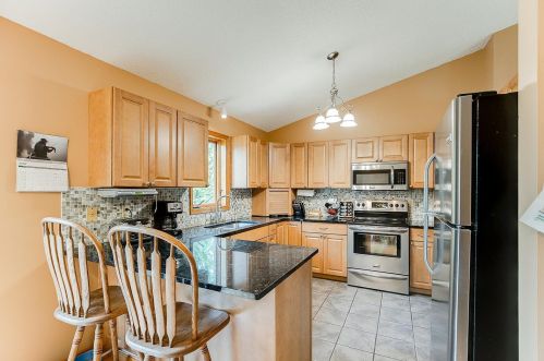 1980 Heath Ave, Saint Paul MN  55128-5206 exterior