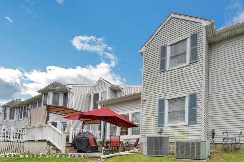 23 Mc Kinley Dr, Tinton Falls NJ 07712-2853 exterior