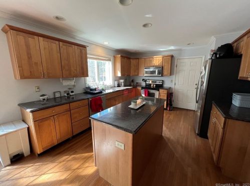 500 Cardinal Cir, Torrington, CT 06790-2173