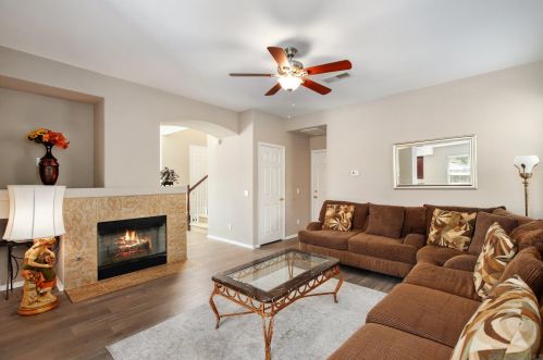 614 Bush Ln, San Marcos, CA 92069-6514