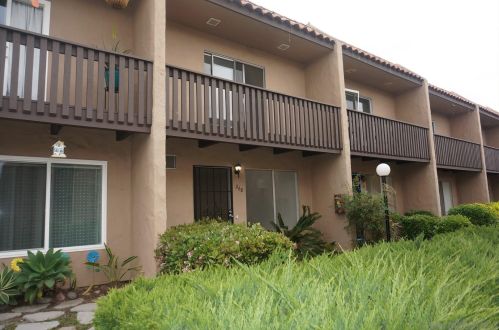 268 Roanoke Rd, El Cajon, CA 92020-4023