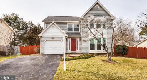 12398 Rock Ridge Rd, Herndon, VA 20170-5718