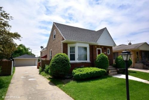 7035 Seward St, Niles IL  60714-3076 exterior