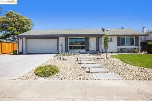 1685 Hollyhock St, Livermore, CA 94551-1231
