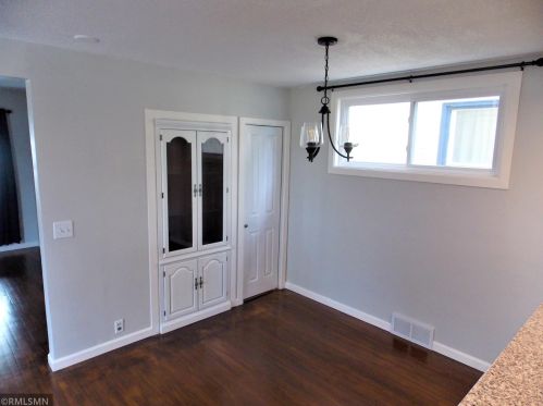 61 Cook Ave, Saint Paul MN  55130-3837 exterior