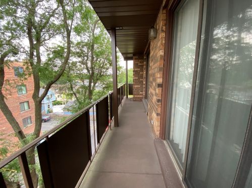 121 Vail Ave, Arlington Hts IL  60005-1867 exterior