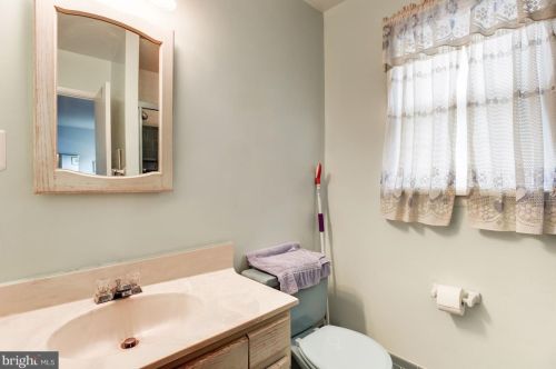 13111 Fernedge Rd, Silver Spring MD 20906-5302 exterior