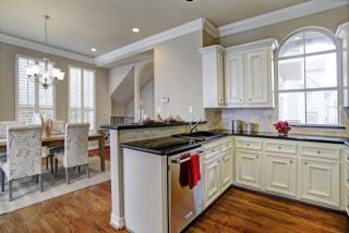 3316 Dallas St, Houston TX  77003-3908 exterior