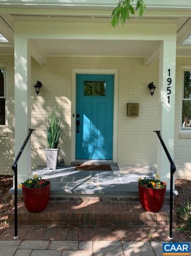 1951 Thomson Rd, Charlottesville, VA 22903-2450