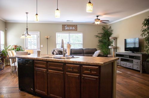 4125 Lindbergh Way, Rex GA  30273-1581 exterior