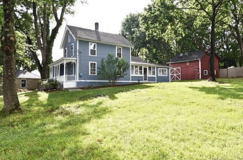 27 Windham Ave, Colchester, CT 06415-1218