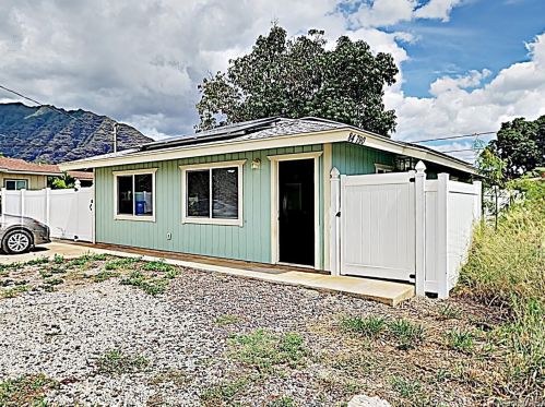 84790 Lahaina St, Nanakuli, HI 96792-1841