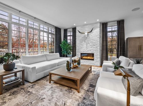 401 Adams St, Denver CO  80206-4410 exterior