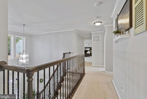 402 Chickamauga Dr, Harpers Ferry WV  25425 exterior