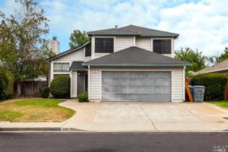 213 Putnam Ct, Vacaville, CA 95687-3361