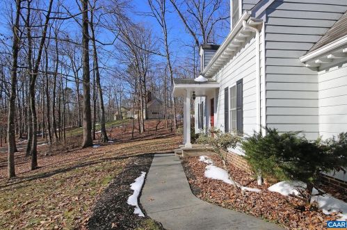 2356 Ilex Ct, Charlottesville, VA 22911-9063
