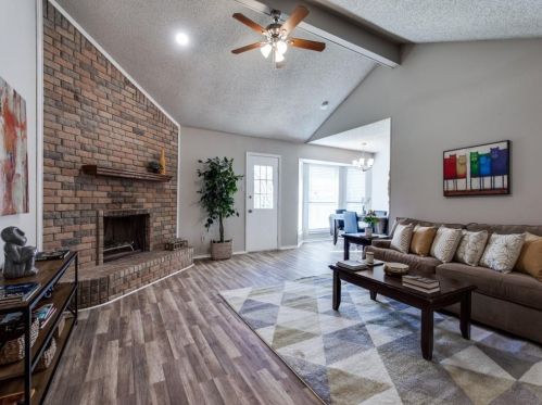 2817 Meadow Dr, Fort Worth, TX 76133-7260