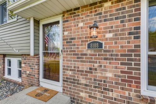 8108 137th St, Saint Paul MN  55124-9517 exterior
