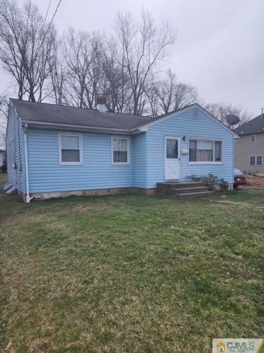 125 Creemer Ave, Iselin, NJ 08830-2325