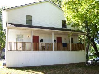 202 16th St, Blmgtn IN  47408-1728 exterior