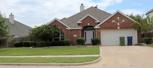 6005 Silverleaf Ln, Garland TX  75043-6326 exterior