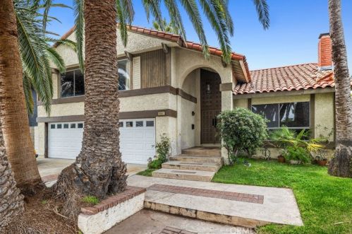 9591 Rocky Mountain Dr, Huntington Beach, CA 92646-4852