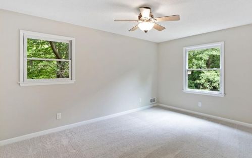 4904 Lakeside Dr, Atlanta GA  30360-1760 exterior