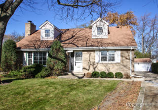 2234 Grandview Pl, Glenview, IL 60025-4953