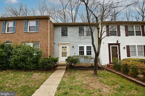 8367 Rocky Forge Ct, Springfield, VA 22153-3821