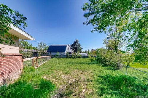 2422 14th St, Greeley CO  80634-6407 exterior