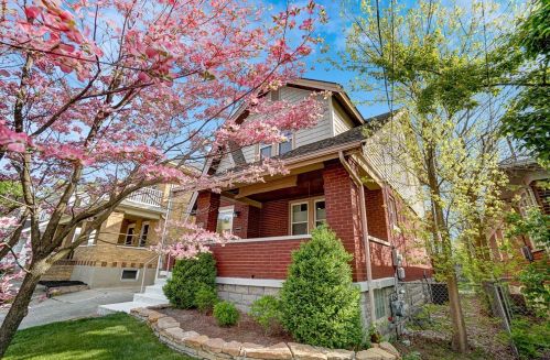 4220 Appleton St, Cincinnati, OH 45209-1204