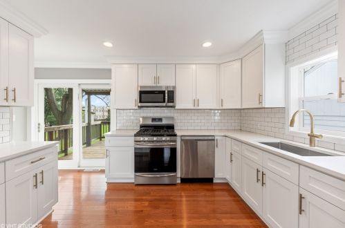 1645 Evergreen Ave, Arlington Hts IL  60004-3806 exterior