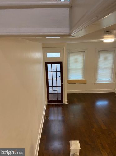 613 Front St, Camden NJ  08102-2129 exterior