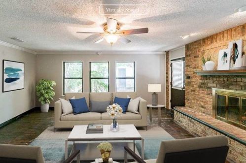 208 Glenhaven Dr, Azle, TX 76020-3624