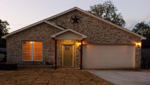 941 Jessamine St, Fort Worth TX  76110-2644 exterior