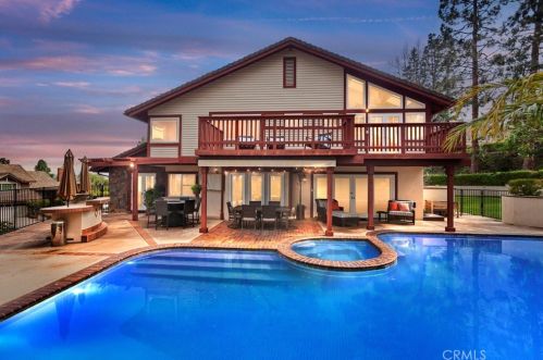 5836 Trapper Trl, Anaheim, CA 92807-4734